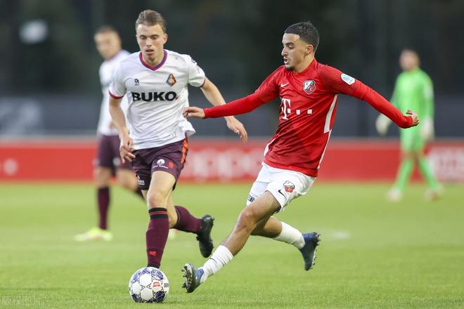 的联赛中 的联赛中